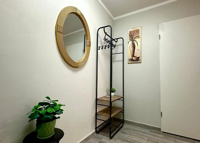 Gästehaus: Hotel Modern Living Studio Küche Netflix inklusive Top Lage