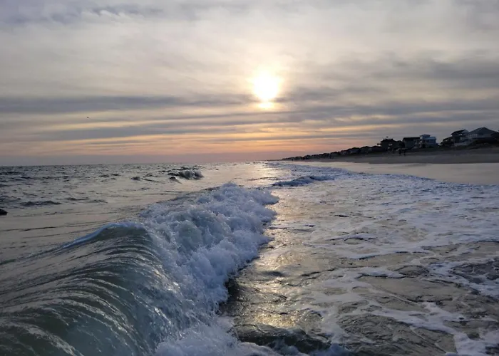 Paradise With A Hottub & Pool, 3 Miles To Beach