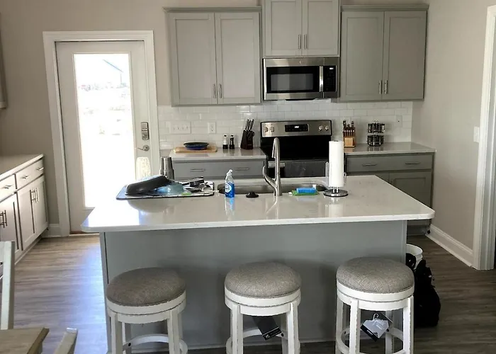 Crystal Coast Cottage - Beaufort