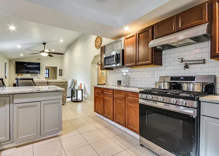 Bring Your Pets! Getaway 1 Mi To Uptown Lexington