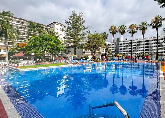 Hotel Jacuzzi: Complejo Blue Sea Puerto Resort compuesto por Hotel Canarife y Bonanza Palace