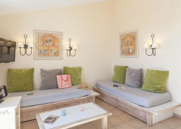 Residence Pierre & Vacances Les Restanques Du Golfe De Saint-Tropez