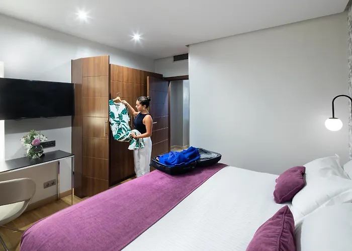 Apartosuites Jardines De Sabatini