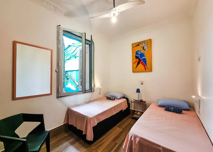 Books Hostel