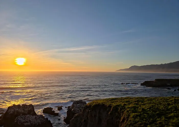 Inn Of The Lost Coast