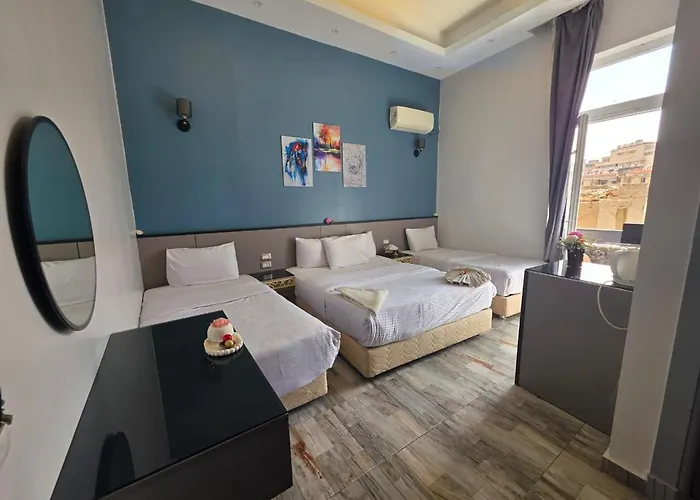 The Australian Hostel