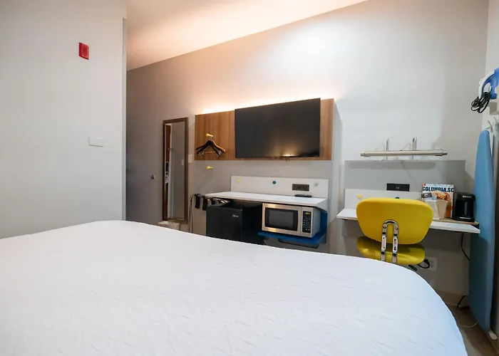 Microtel Inn & Suites By Wyndham Columbia