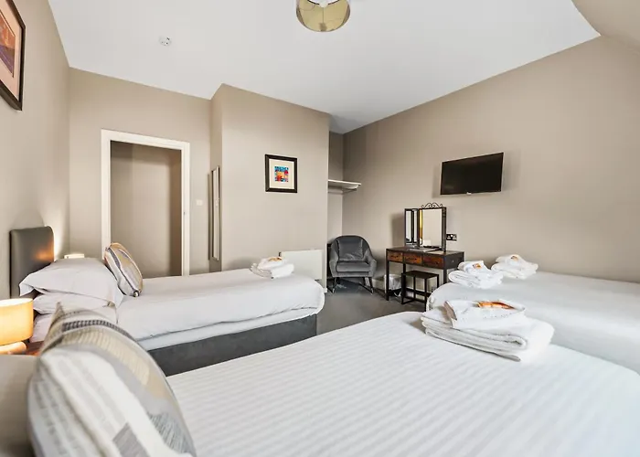 Resorts Guide Corran House Guest House