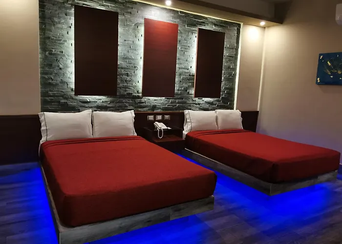 Hot Tub in Room Plaza Arteaga