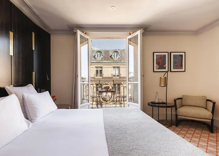 5 star hotel: Hotel Montalembert