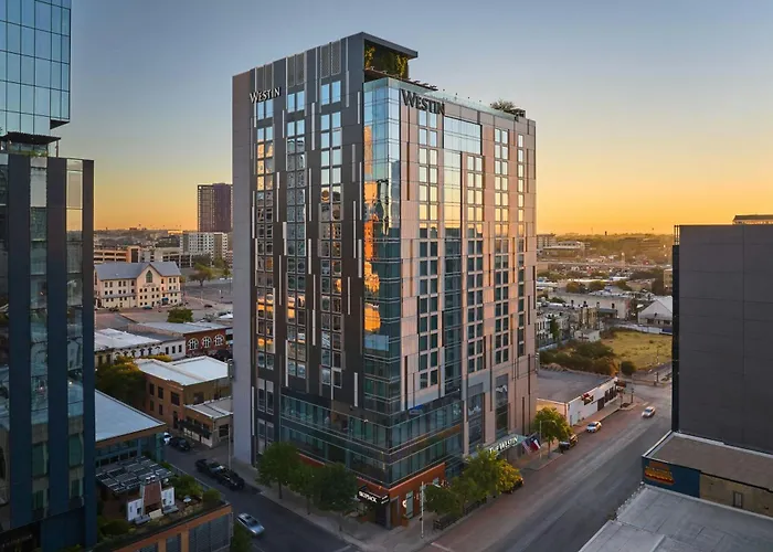 Hotel with Tennis: The Westin Austin Downtown