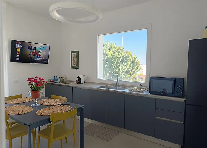 Mondello Felix - appartamenti in villa a 600m dal mare