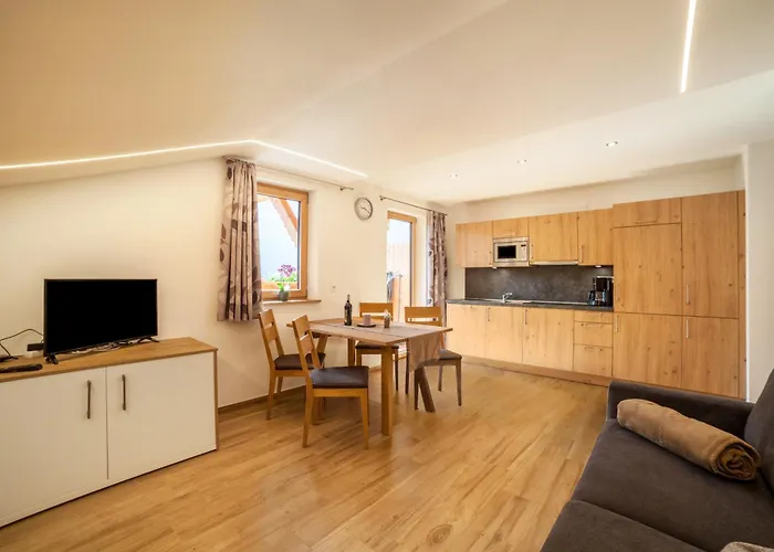 Innergasserhof Ferienwohnung Enzian