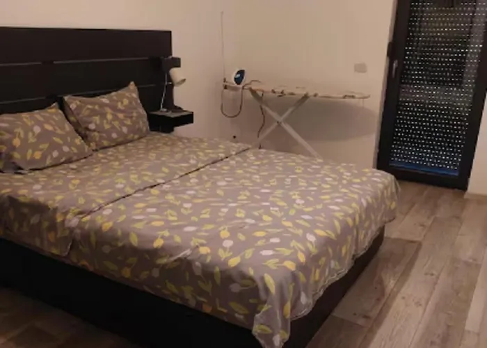 Apartament In Complex Rezidential Cu Parcare In Curte