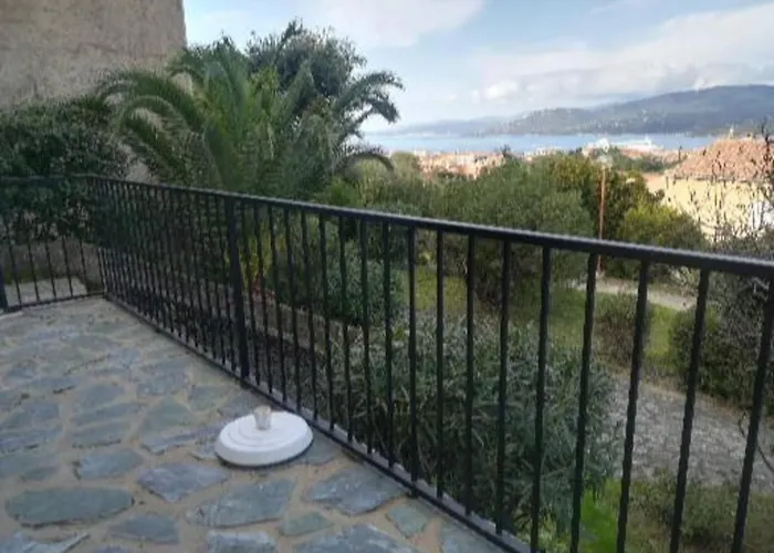 Appartement Avec Terrasse Vue Mer