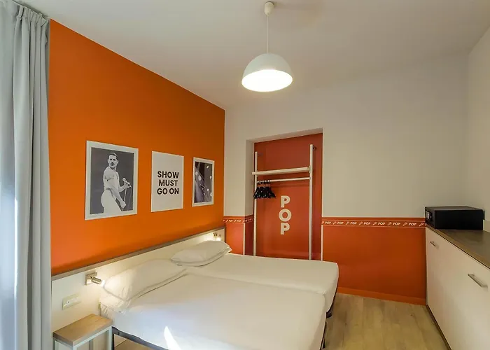 Hotel Nologo