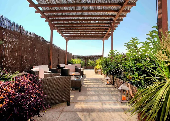 Hotel com piscina: Ibis Granada