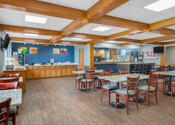 Quality Inn & Suites Goshen