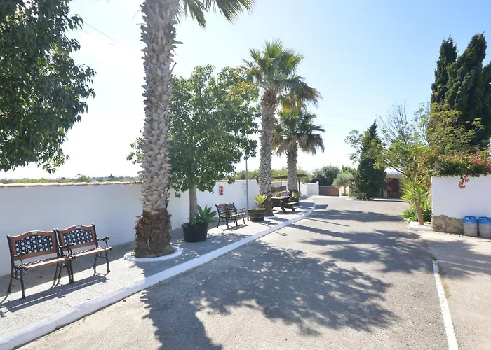 Casas Paqui y Pablo con piscina compartida en Complejo Rural el Mayorazgo
