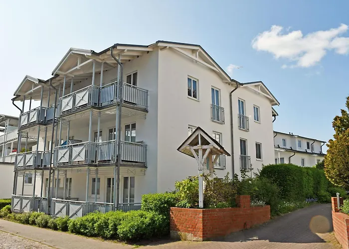 Ferienwohnung mit Balkon 500 m bis zum Strand VB