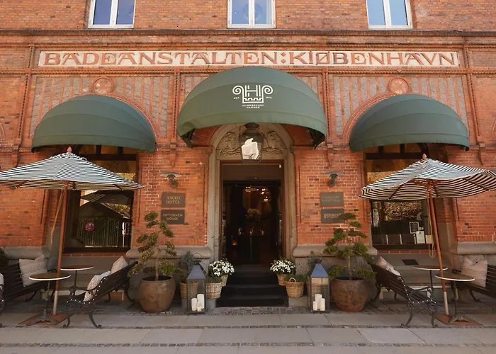 Ascot Hotel