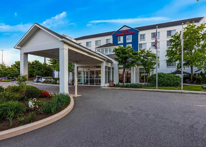 Hotels with pool Hilton Garden Inn Secaucus/Meadowlands