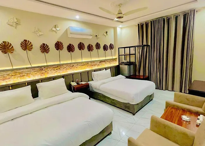 Shelton Boulevard Hotel Lahore