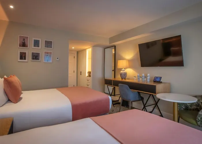 Romantic hotel: Hyde Hotel