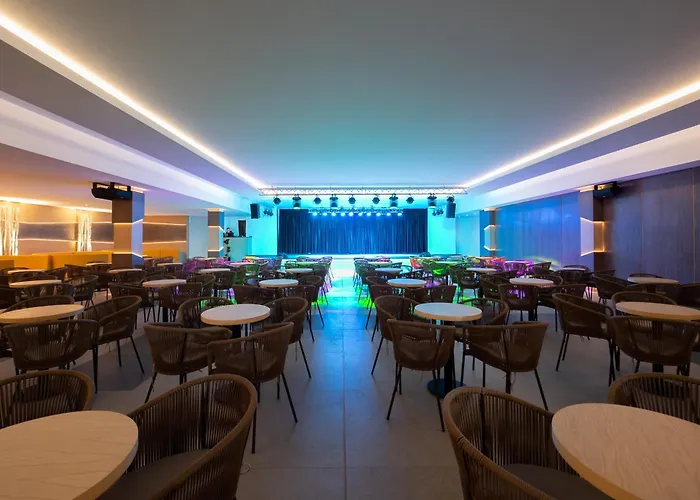 Club Cala Romani