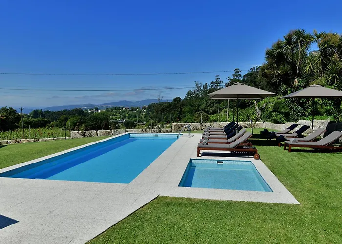 Vila da piscina: Vila Coura