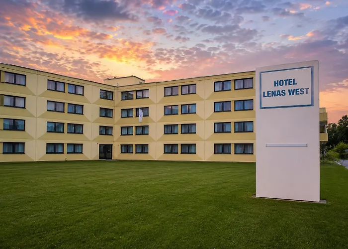 Cheap hotels Lenas West