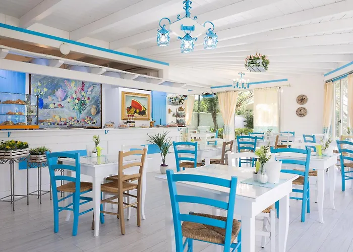 Palmasera Charming - Rooms & Suites