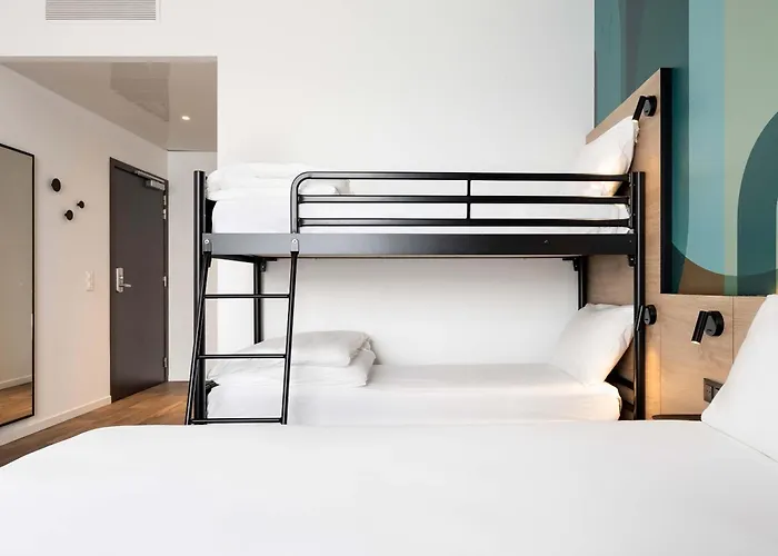 B&B