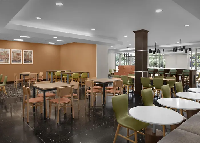 Hampton Inn San Diego Downtown