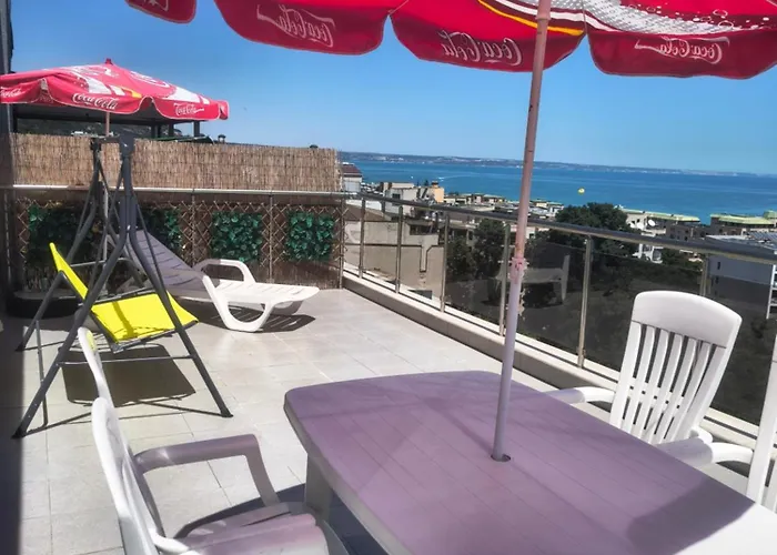 Ivtour Apartments In Yalta Complex