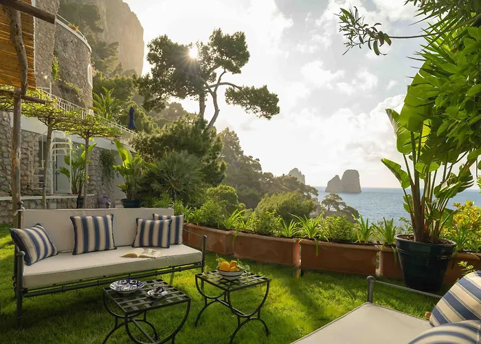 Cisterna Capri, Private Beach Front Property With Pool
