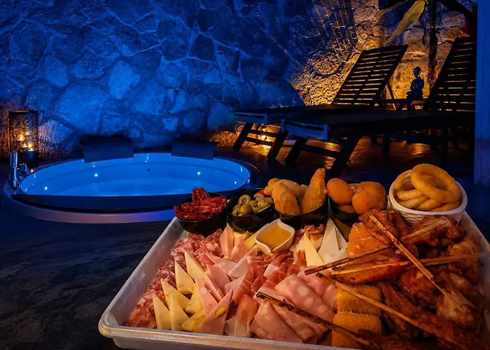SPA SUITE SICILIA - Intera casa con spa privata Jacuzzi Sauna Bagno di Vapore ad uso illimitato