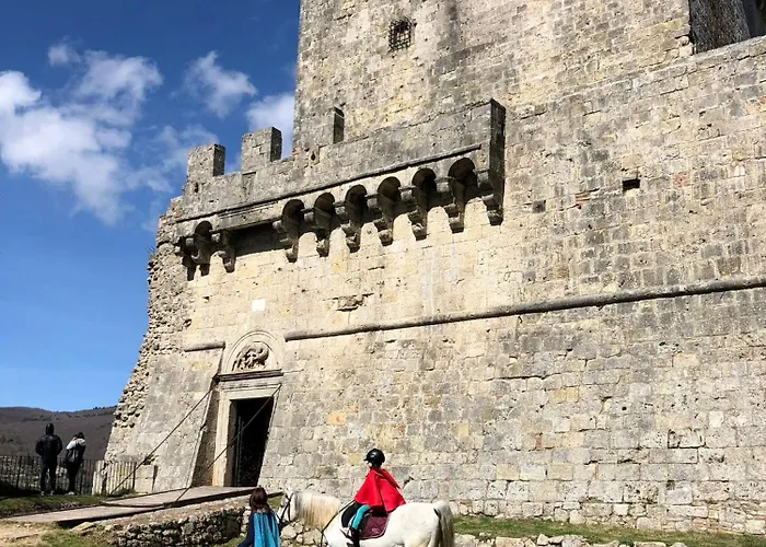 Corte Bargagli, dolce casa in palazzo toscano