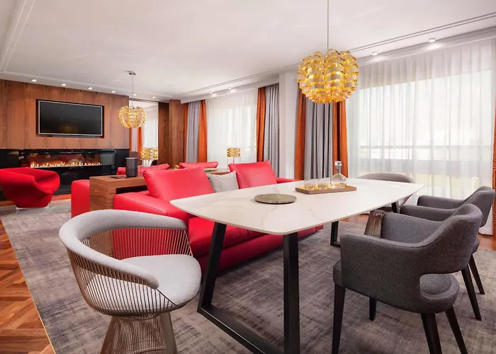 Sofitel Victoria