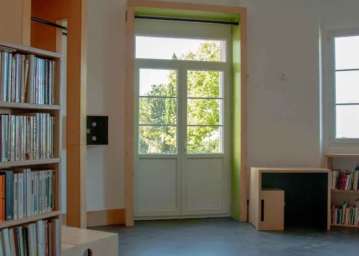 Auberge De Jeunesse Hi Marseille Bois-Luzy