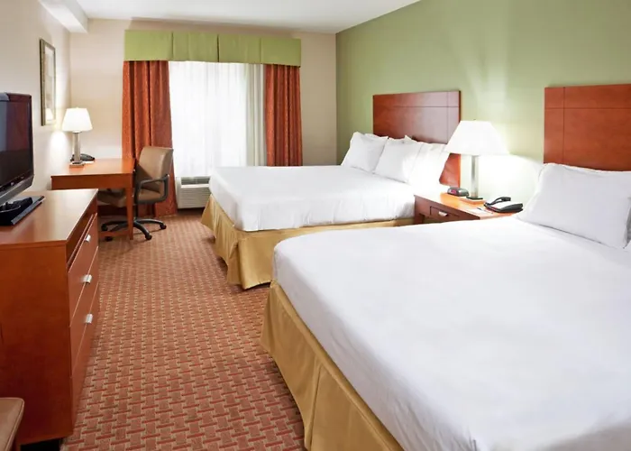 Holiday Inn Express & Suites Niagara Falls By Ihg