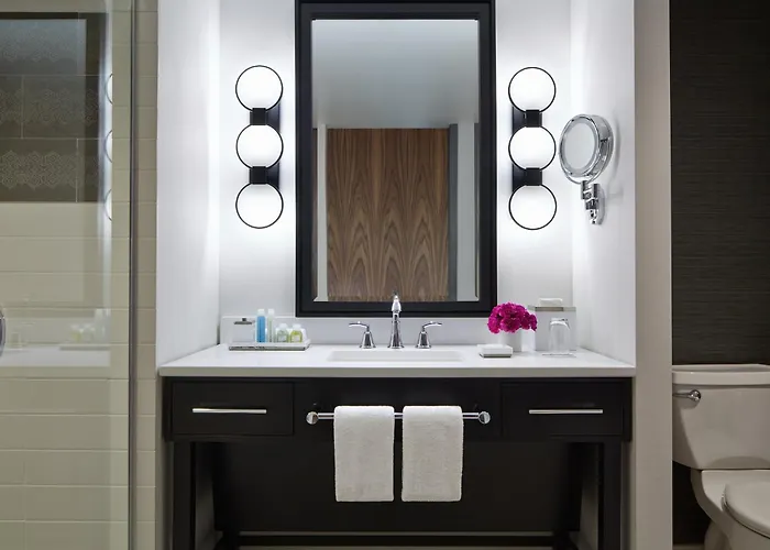 Loews Chicago