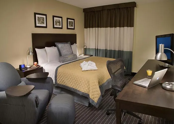 3 SterneHotel Edward North York