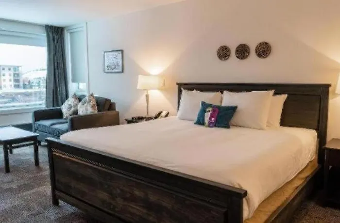 Coast High Country Inn