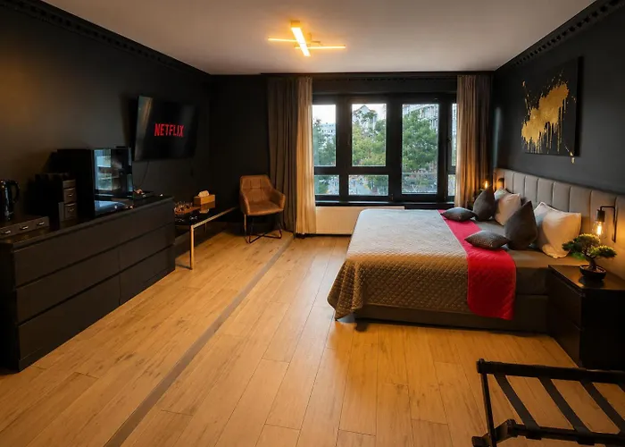 La Suite - Self Check-in