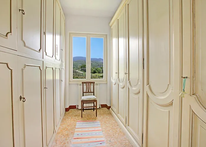 Cozy Counrtry House