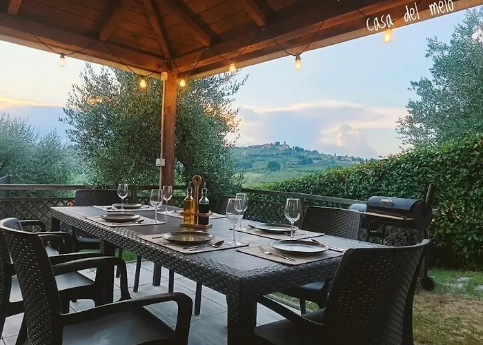 Casa del Melo Villa con giardino vicino Firenze 8 ospiti
