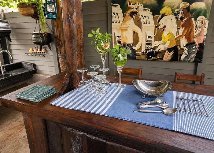 Rose Cottage Garden Suite