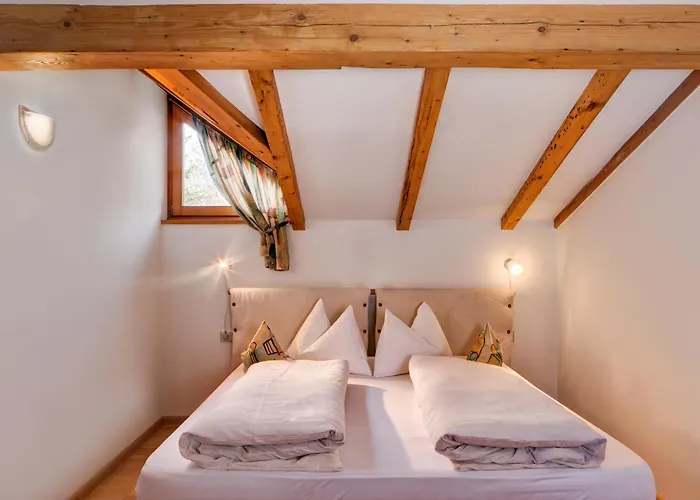 Solaia & Guesthouse