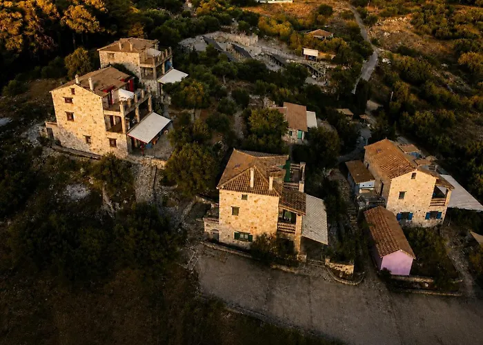 Revera Traditional Stone s, Apartments & Studios